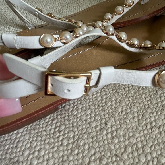 TORY BURCH White Sandals T-Strap Pearls Buckle Womens Size 10 - Picture 6 of 8